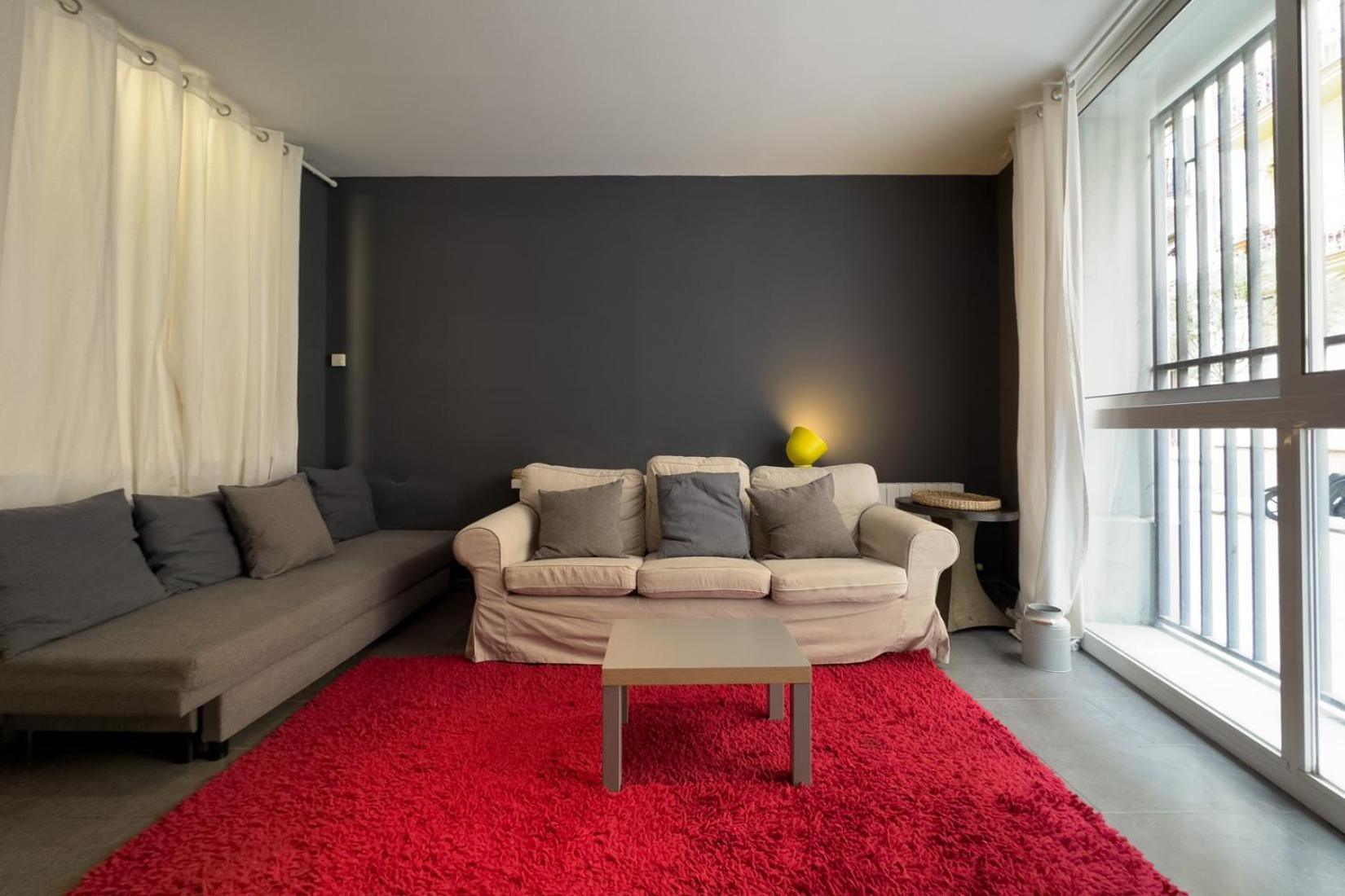 Ainb Barcelona Sants Apartments Room photo