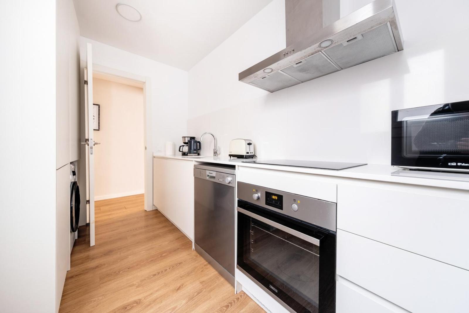 Ainb Barcelona Sants Apartments Room photo