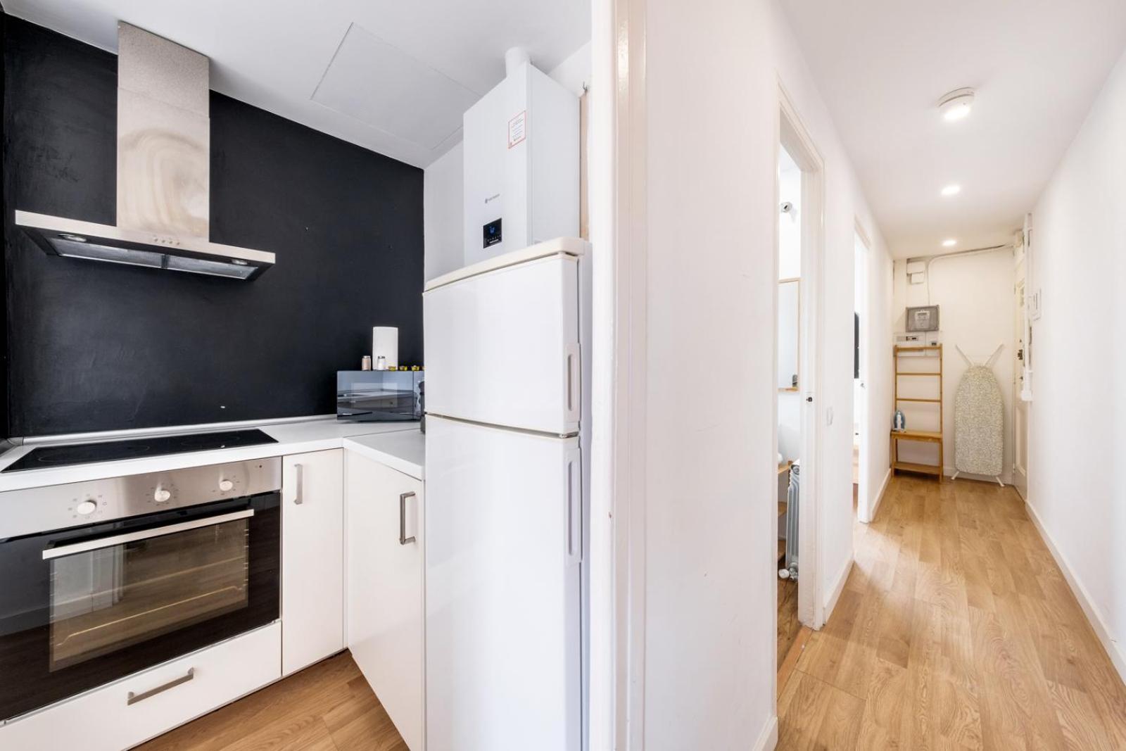Ainb Barcelona Sants Apartments Room photo